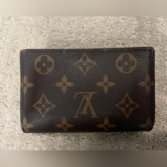 Louis Vuitton Reverse Monogram Juliette Wallet - Picture 5 of 9